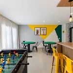 Roomo Curitiba One House Residencial